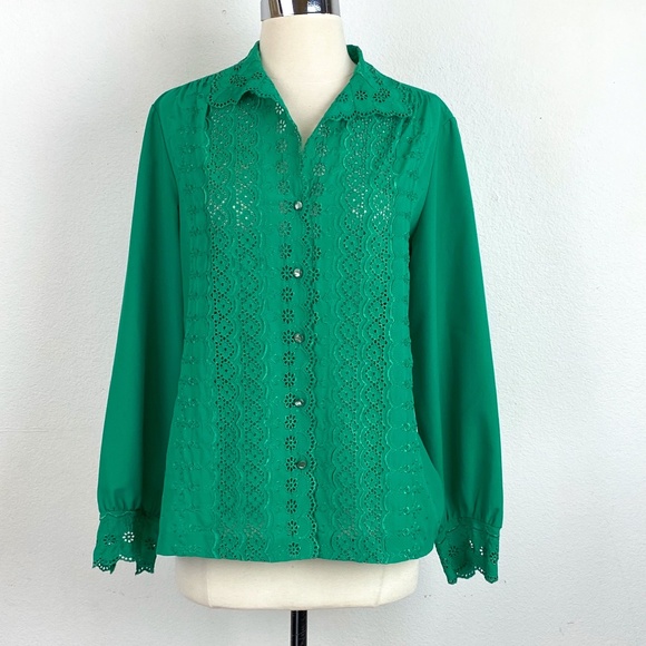 Vintage Green Eyelet Blouse Medium Embroidered Long Sleeves Crepe Modest Career - Picture 1 of 10